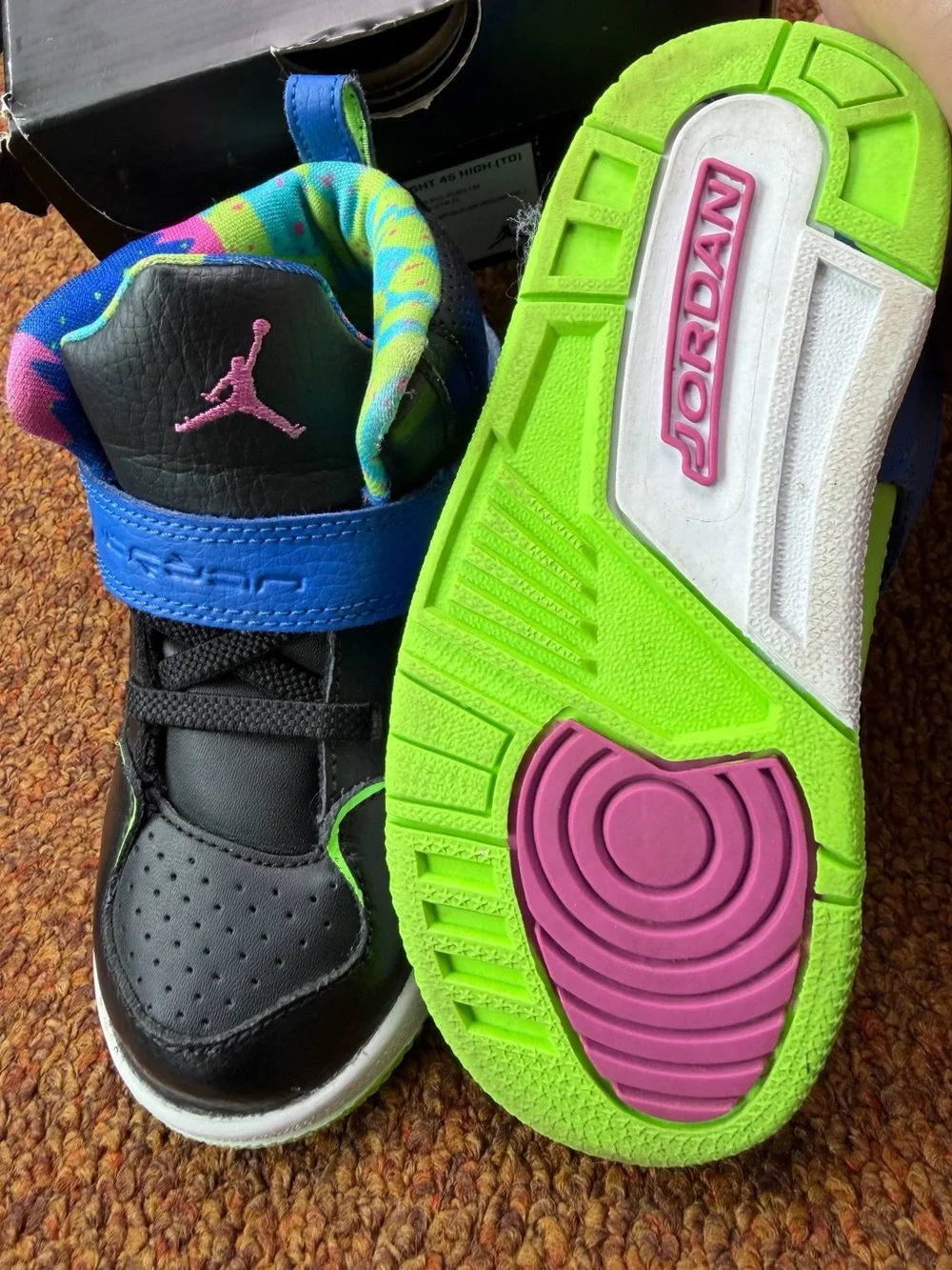 Nike air Jordan flight 45 high Kids' Multicolor Jordan Mid-Top Sz. 9C Sneakers!